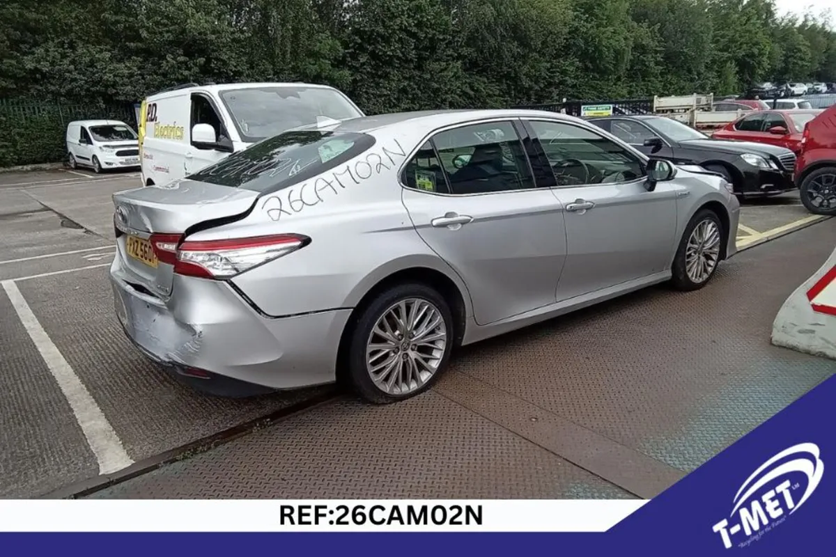 2021 TOYOTA CAMRY BREAKING FOR PARTS - Image 1