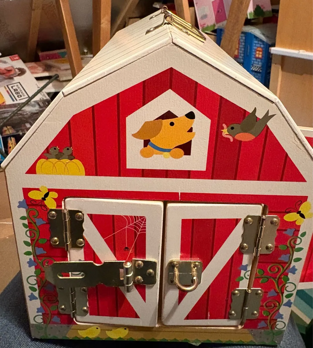 Melissa and Doug wooden barn - Image 1