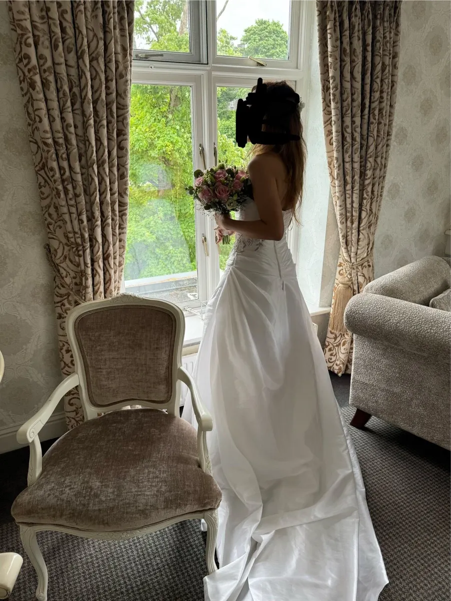 Gown - Image 4