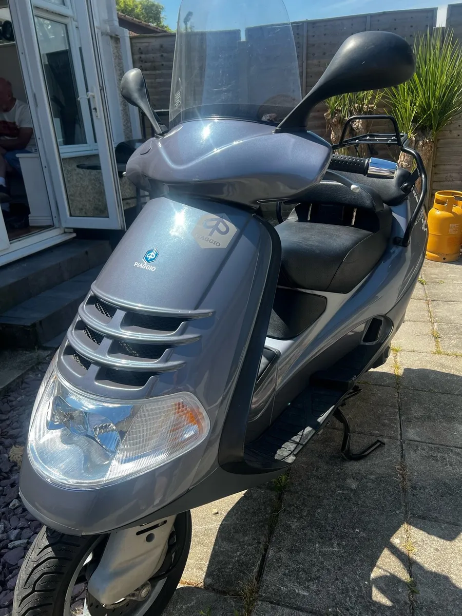 Piaggio hexagon GT250 - Image 4
