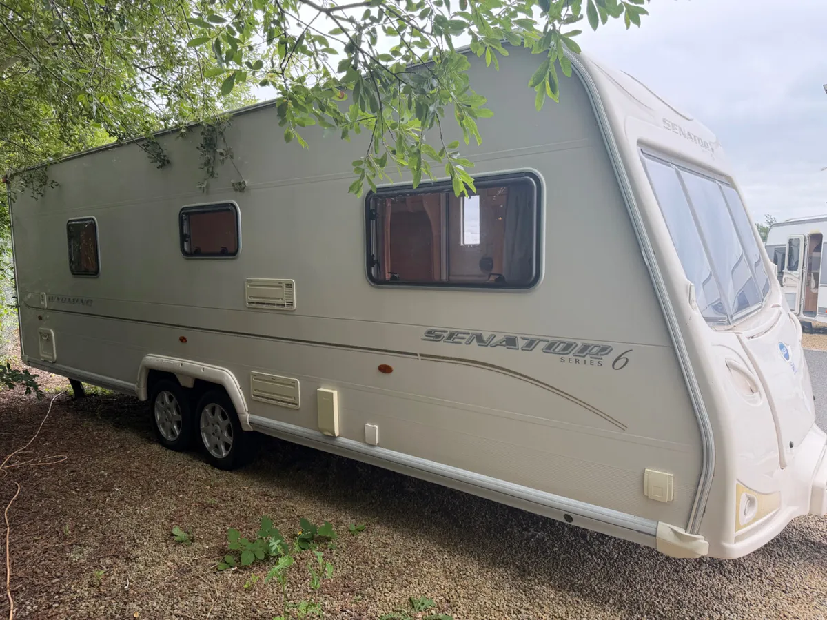 2009 BAILEY SENATOR WYOMING 4/5 BERTH CARAVAN - Image 3
