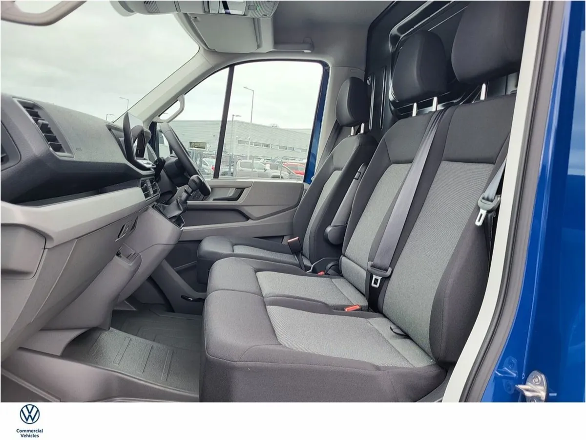 Volkswagen Crafter HL 30MWB 2.0 TDI 140BHP 6DR *(€ - Image 4