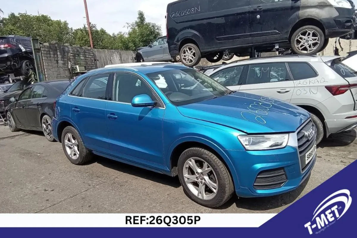 2015 AUDI Q3 BREAKING FOR PARTS - Image 3