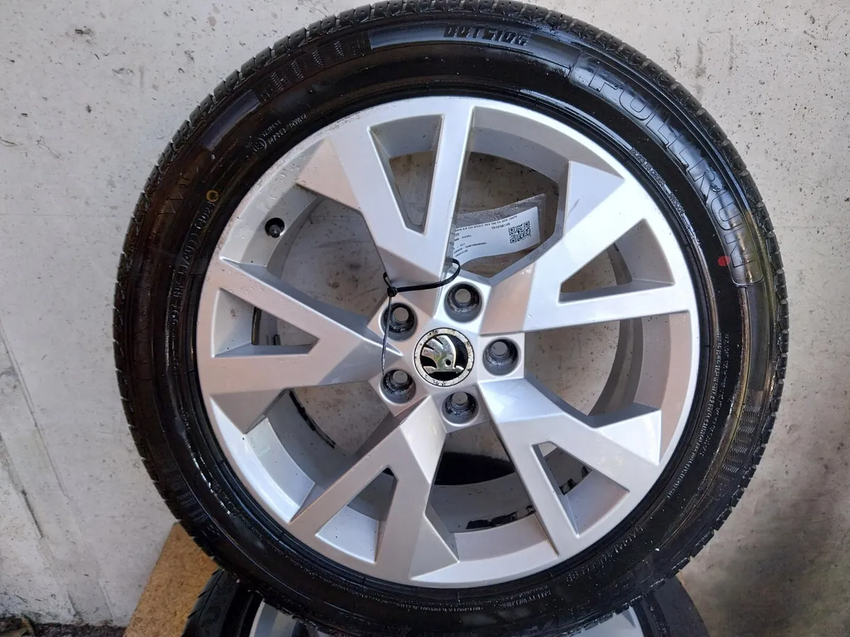 2016 Skoda Octavia 17"Alloy  Wheel Set 225/55R17 - Image 3