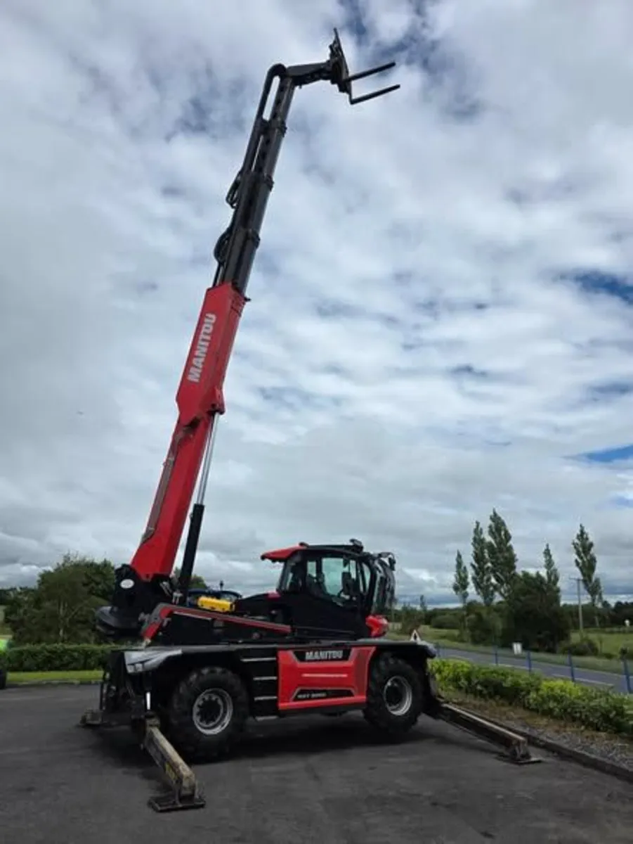 2024 Manitou MRT 3060 Rotating Telehandler - Image 4