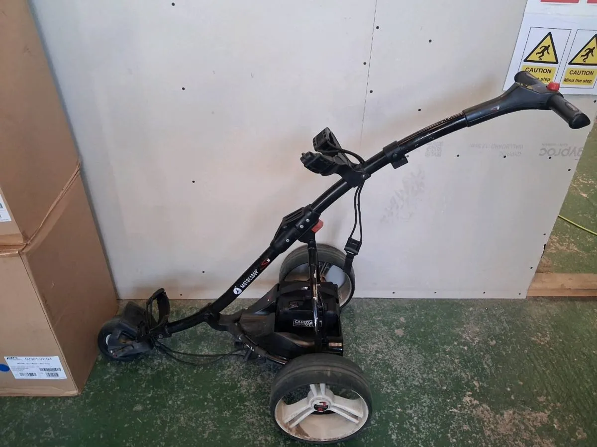 Motocaddy S1 includes lithium battery - Image 3