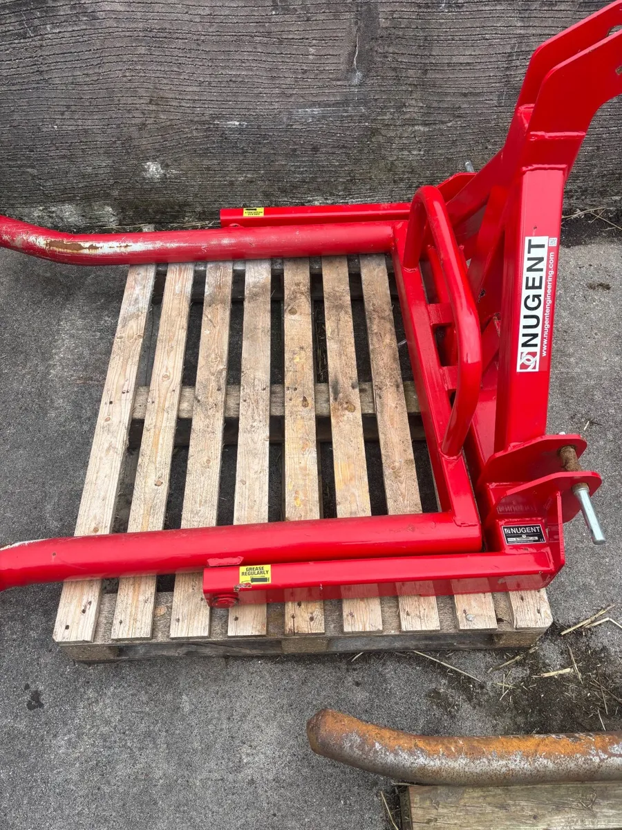 Nugent bale lifter - Image 2