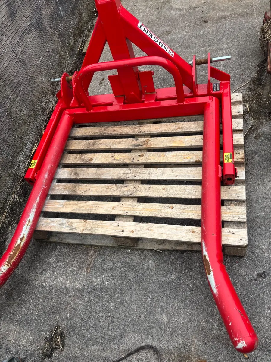 Nugent bale lifter - Image 3