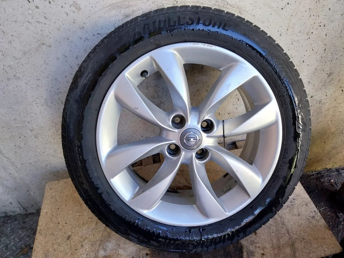 2015 Opel Adam 16" Alloy Wheels Set 195/55R16 - Image 4