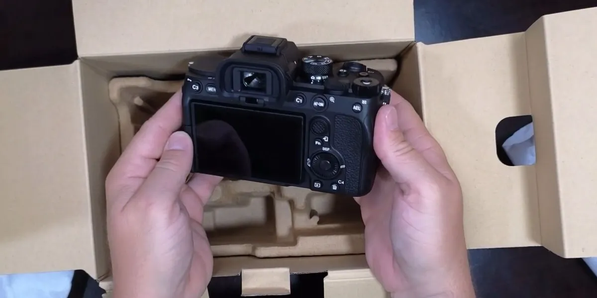 SONY A7 IV (Body Only) - Image 3