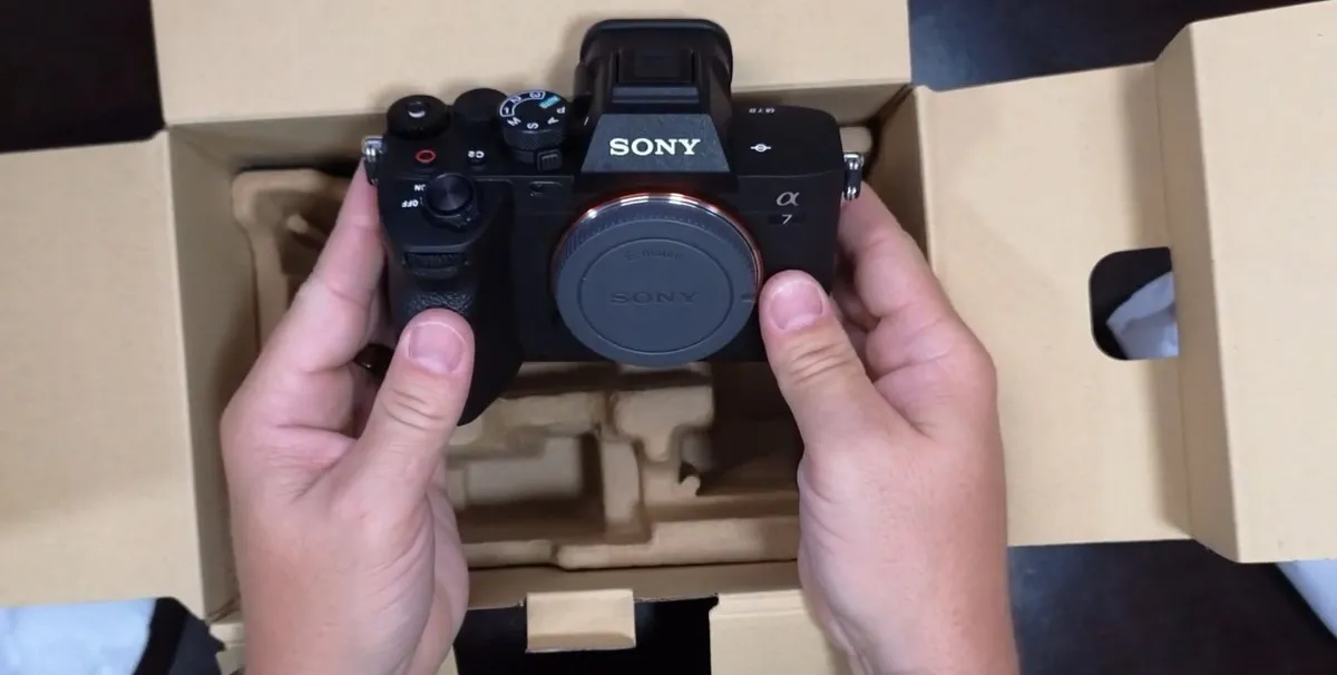 SONY A7 IV (Body Only) - Image 2