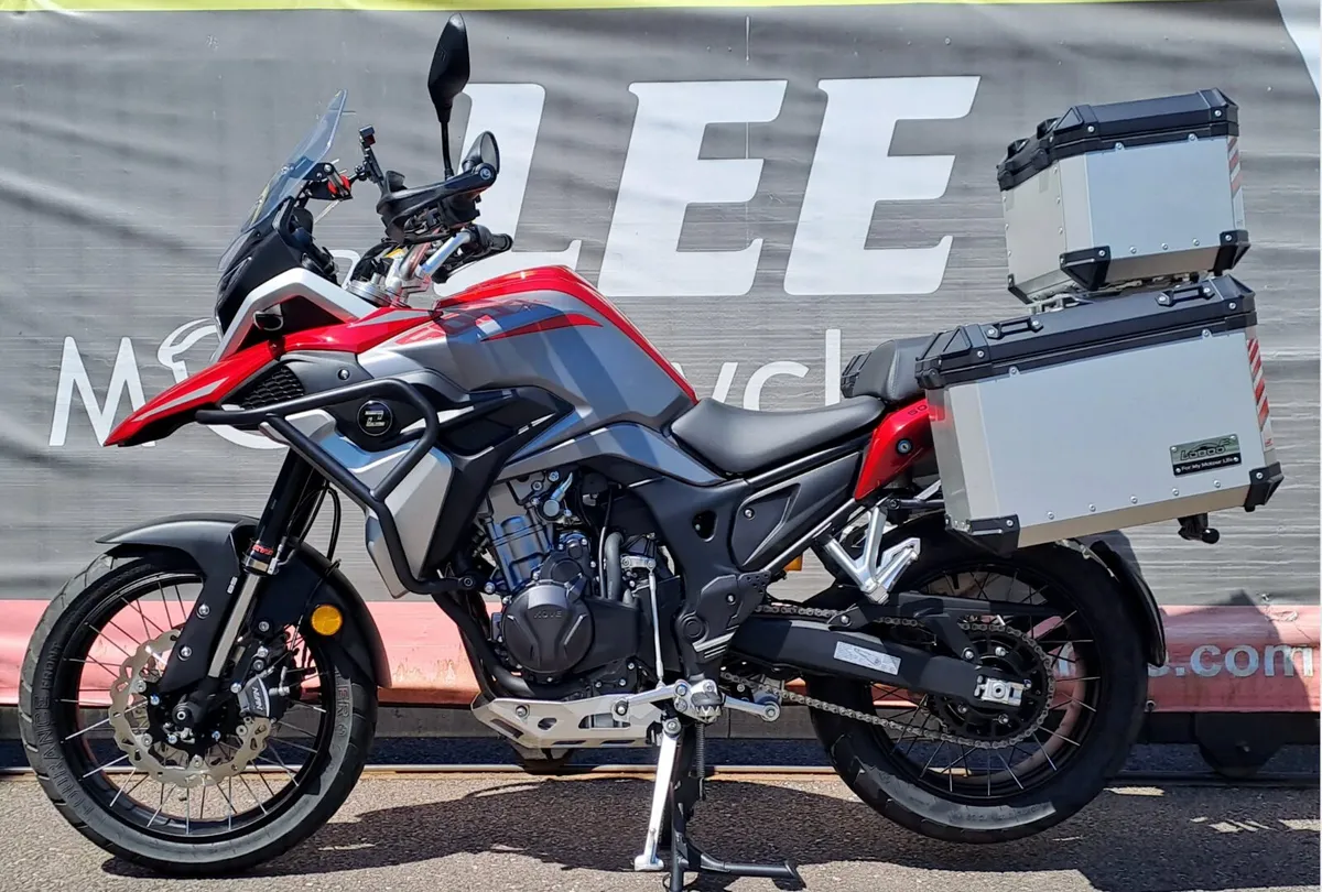 KOVE 500-X Motorcycle 2025 - Image 1