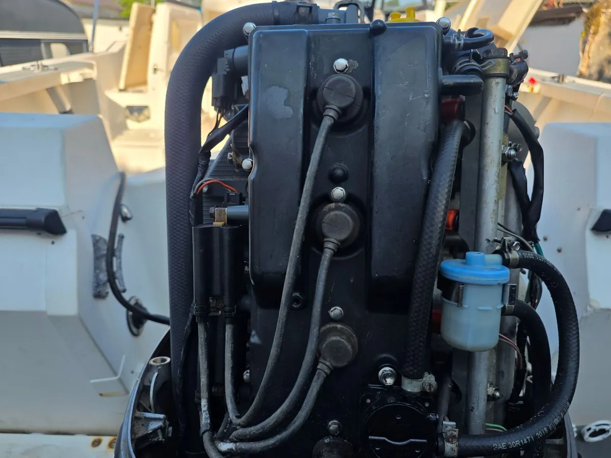 Outboard motor - Image 3