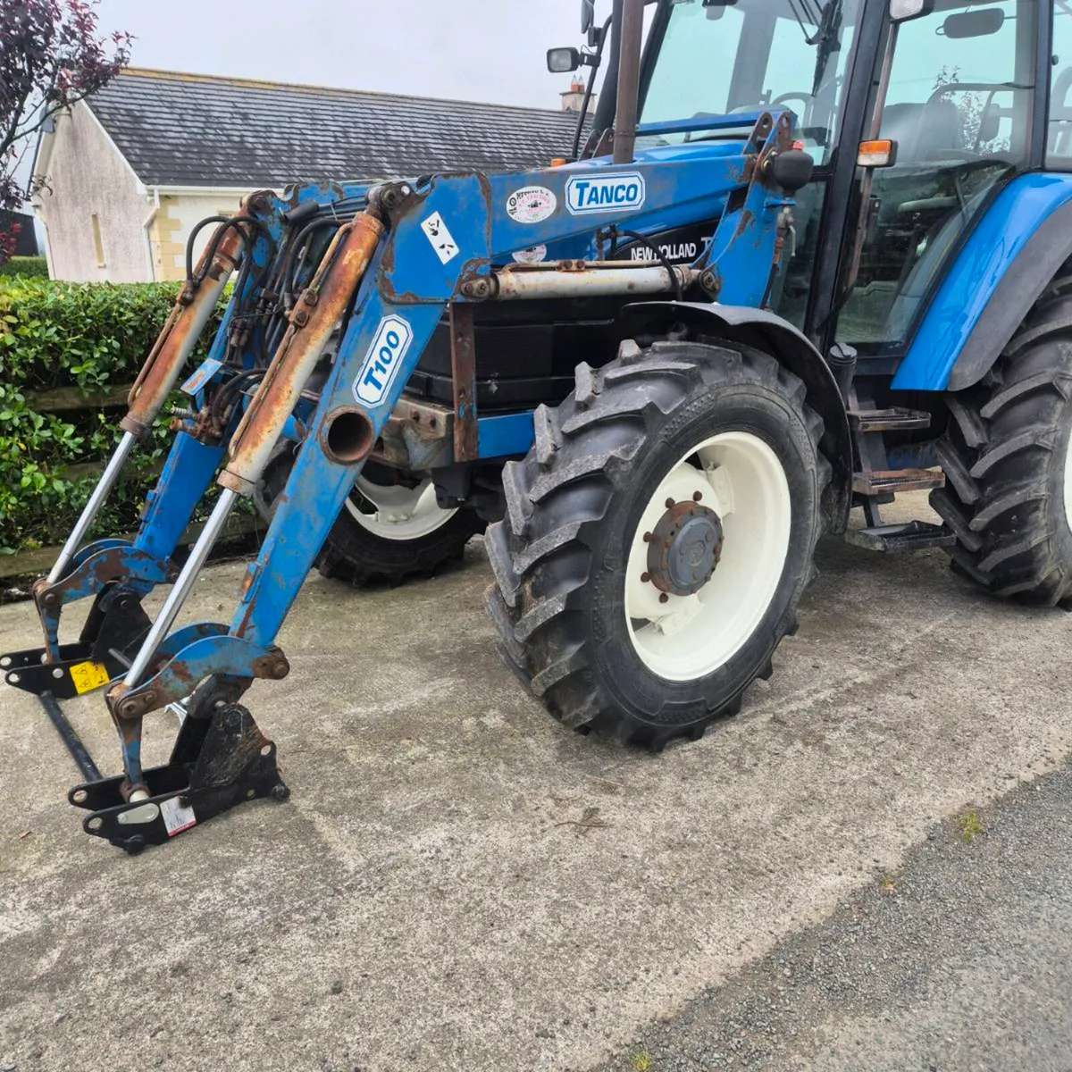 Tractor - Image 2