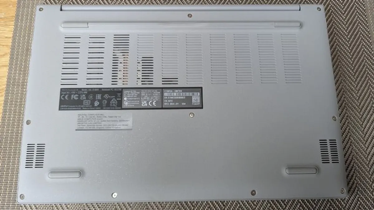 Asus Vivobook - Image 2