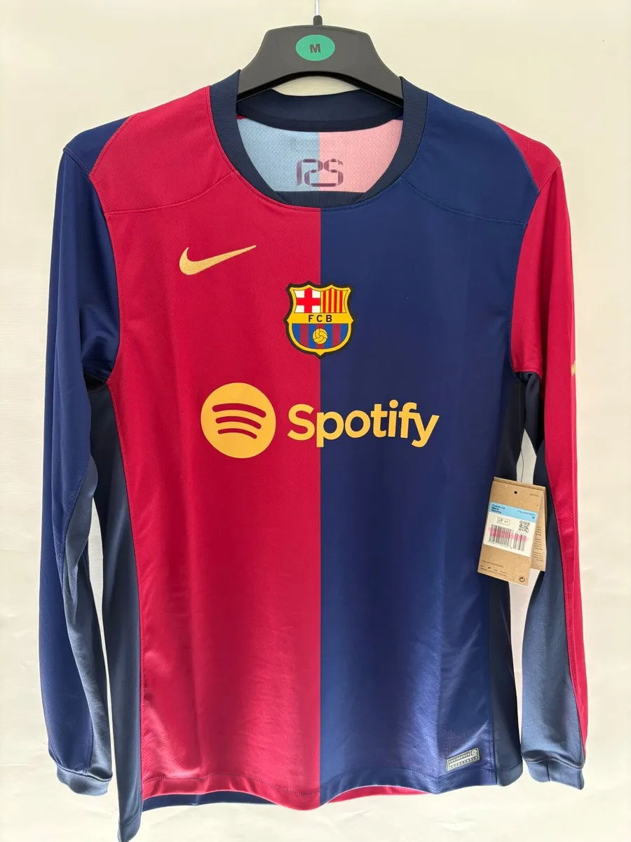 NEW 24/25 Barcelona home jersey M - Image 1