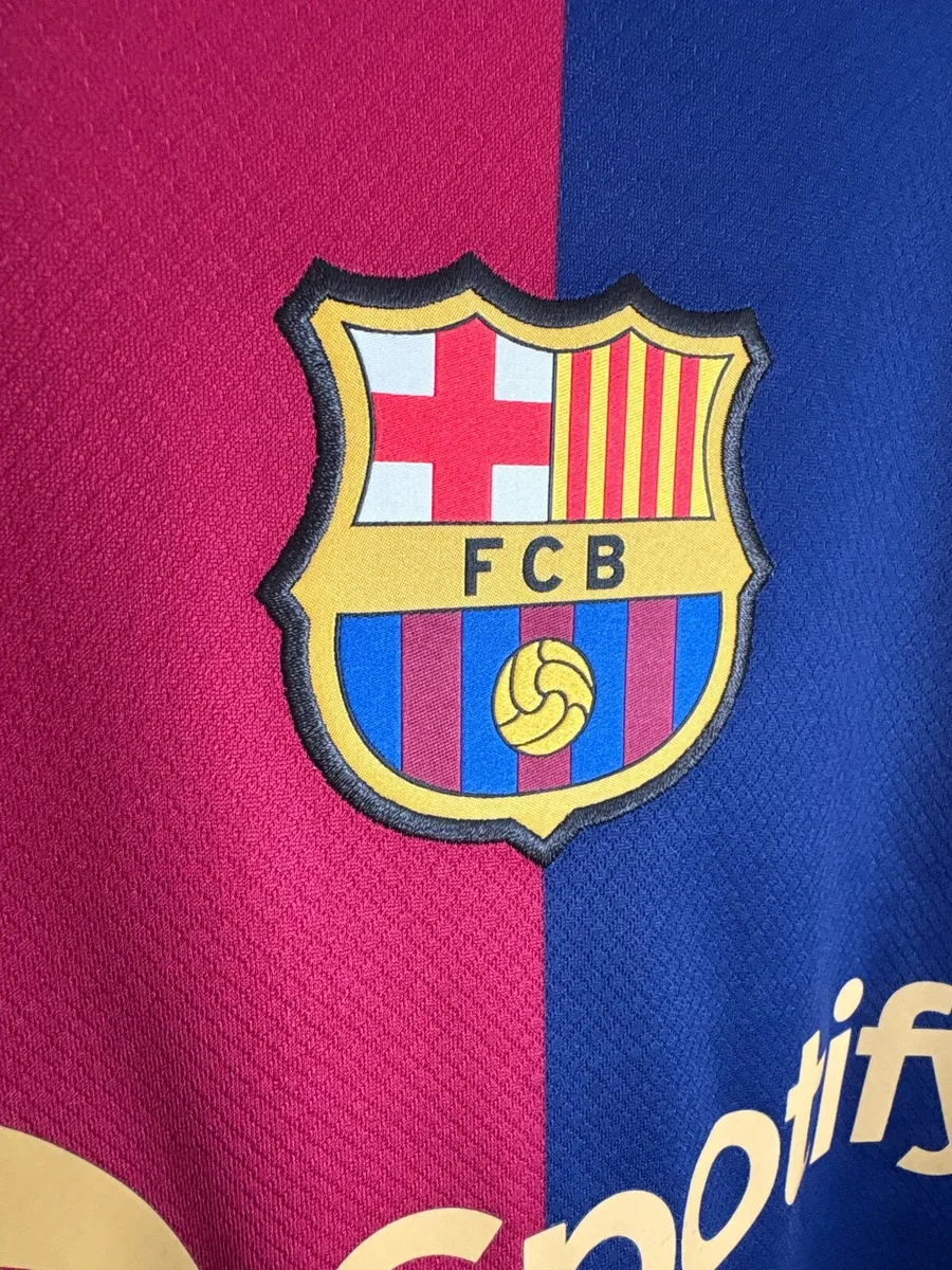 NEW 24/25 Barcelona home jersey M - Image 3