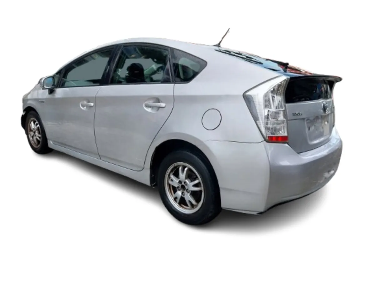2011 TOYOTA PRIUS HYBRID For Breaking/Dismantling - Image 4