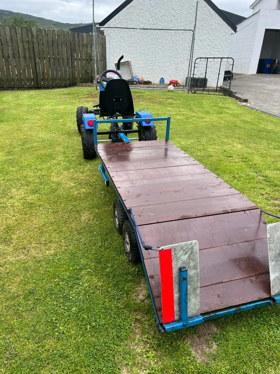 Dino berg go-kart with low loader - Image 3