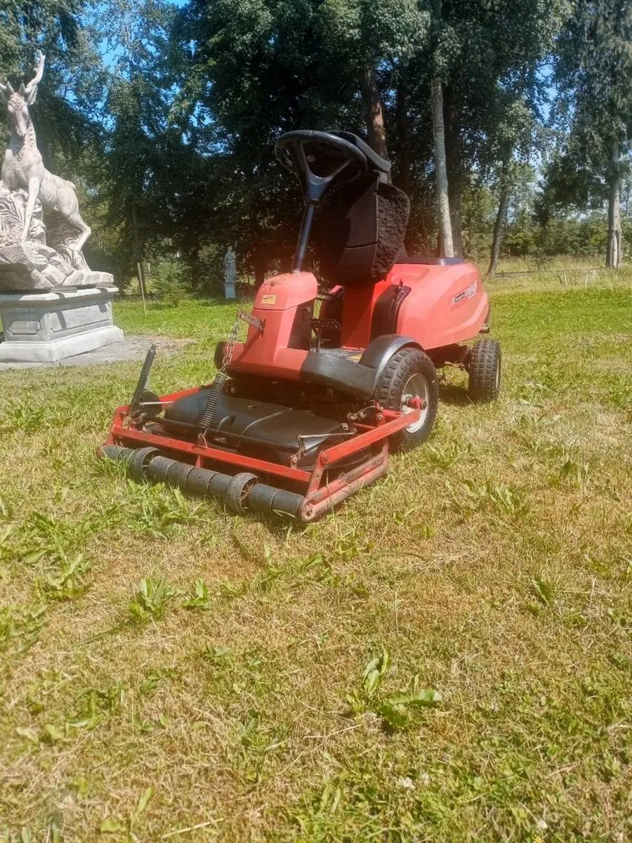 Mounthfield front deck ride on mower - Image 1