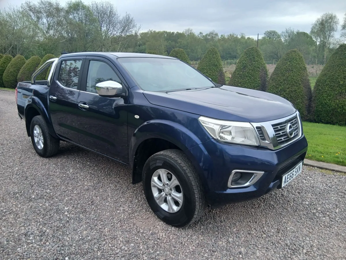 Nissan Navara Double Cab Pick Up Acenta 2.3dCi 160 - Image 1