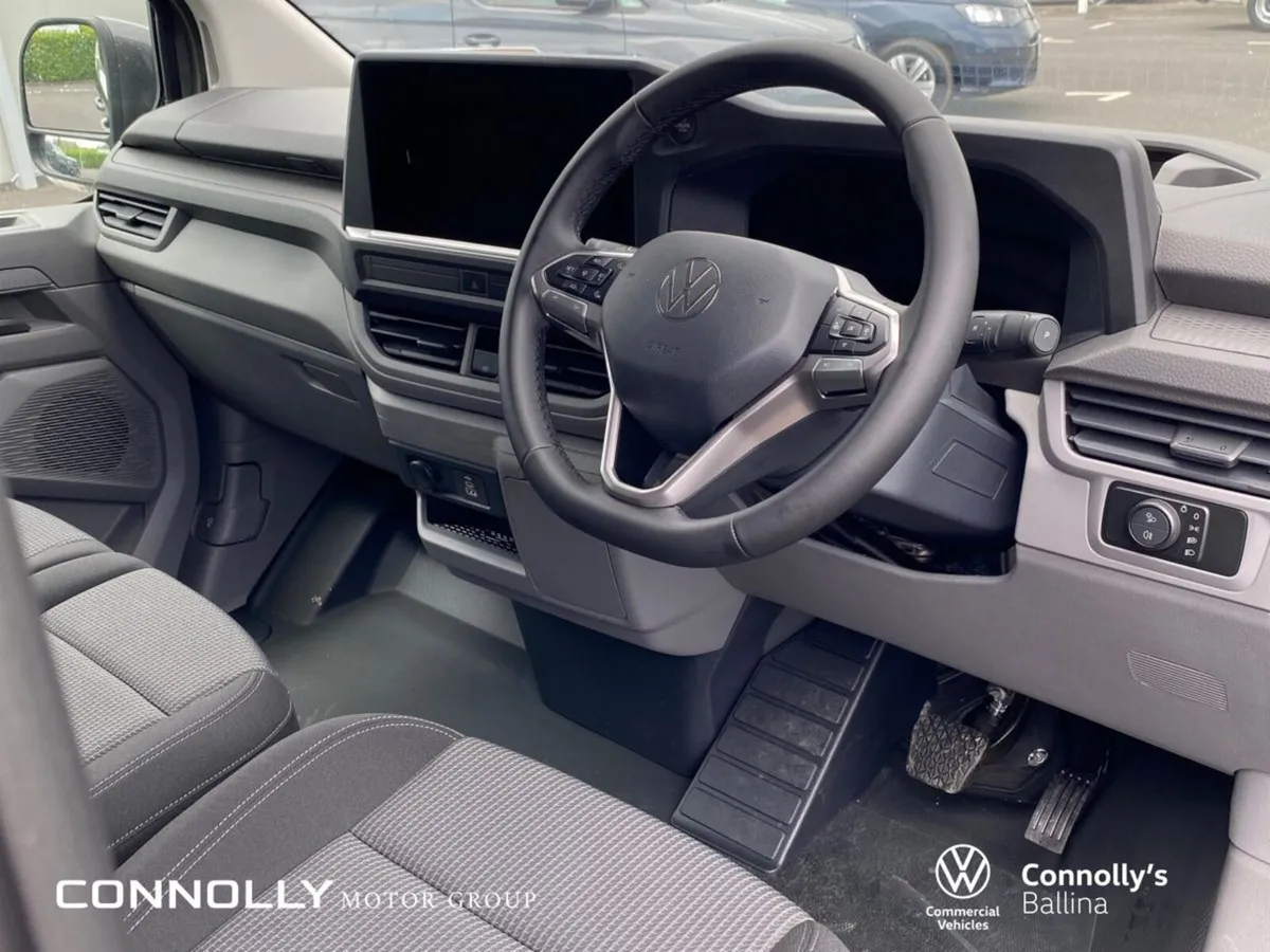 Volkswagen Transporter Highline 30 LWB 4Motion 2.0 - Image 2