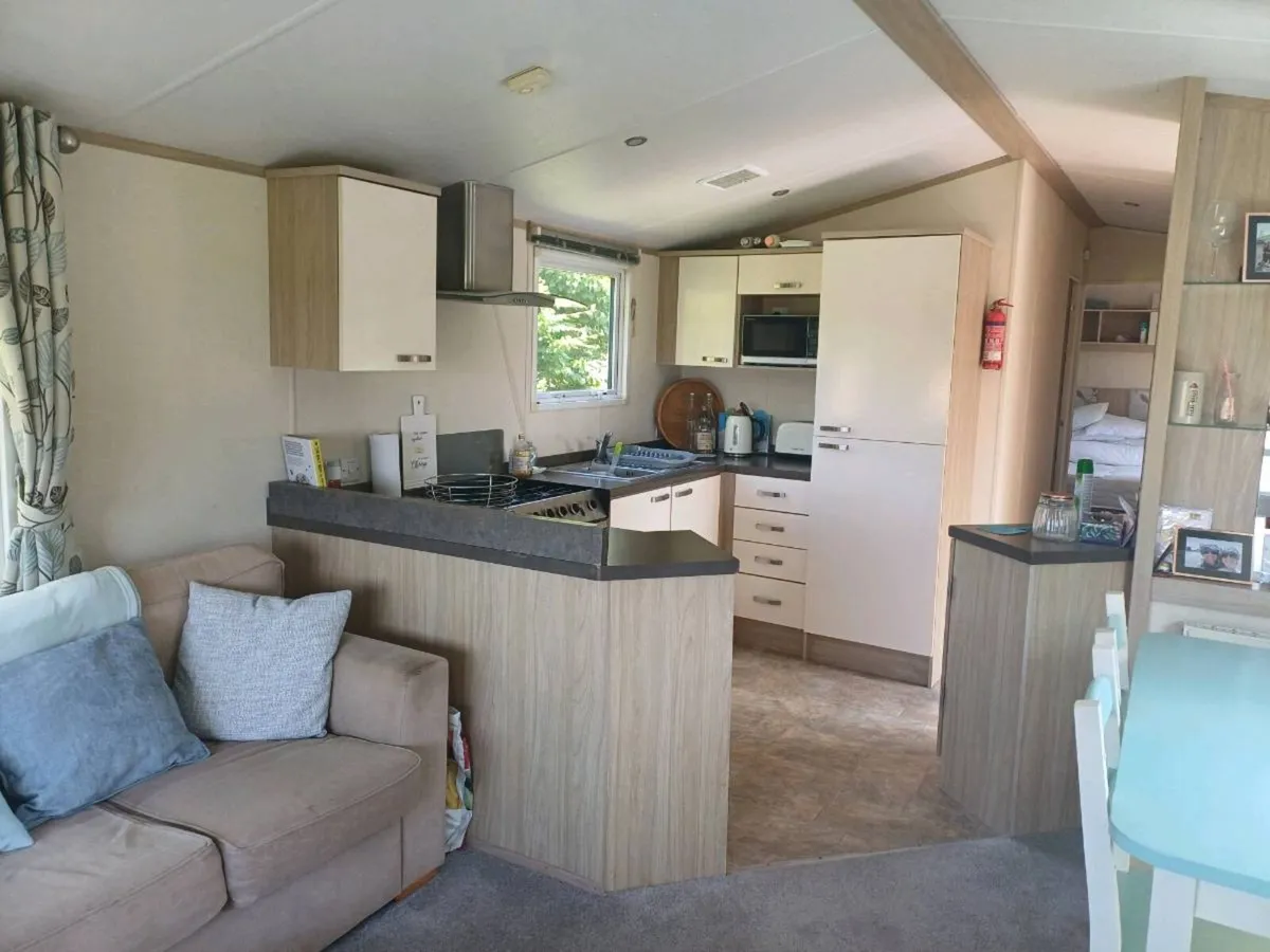 2 Bed Mobile Home - Image 4