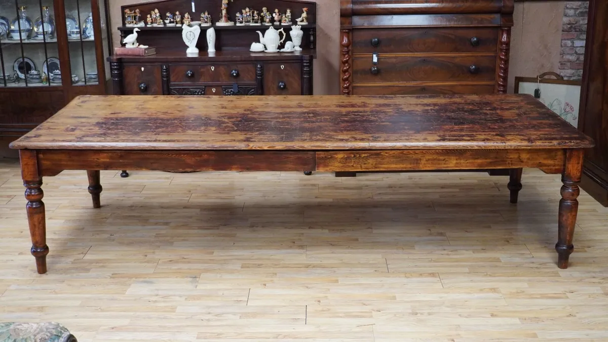 Large Victorian Pine Farmhouse Dining Table - Image 3