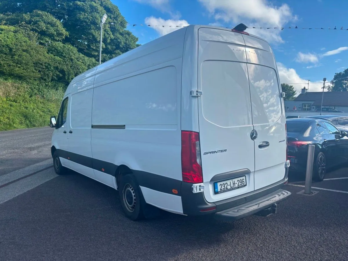 Mercedes-Benz Sprinter 315 LWB High Roof - Image 2