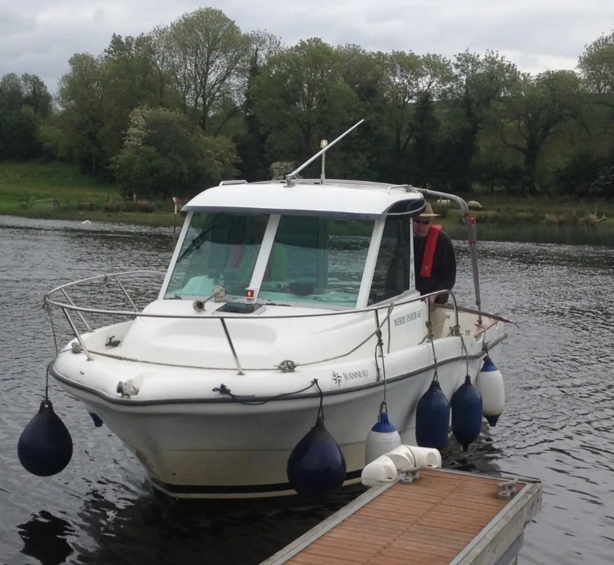 Jeanneau Merry Fisher 635 Cruising & Fishing Boat - Image 1