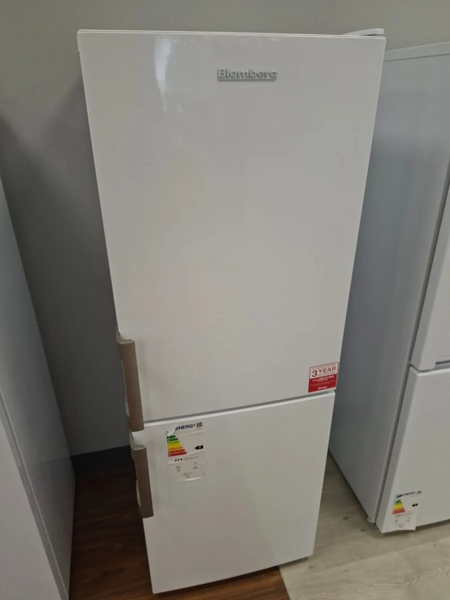 BLOMBERG FRIDGE FREEZER – EX-DISPLAY €350 - Image 1