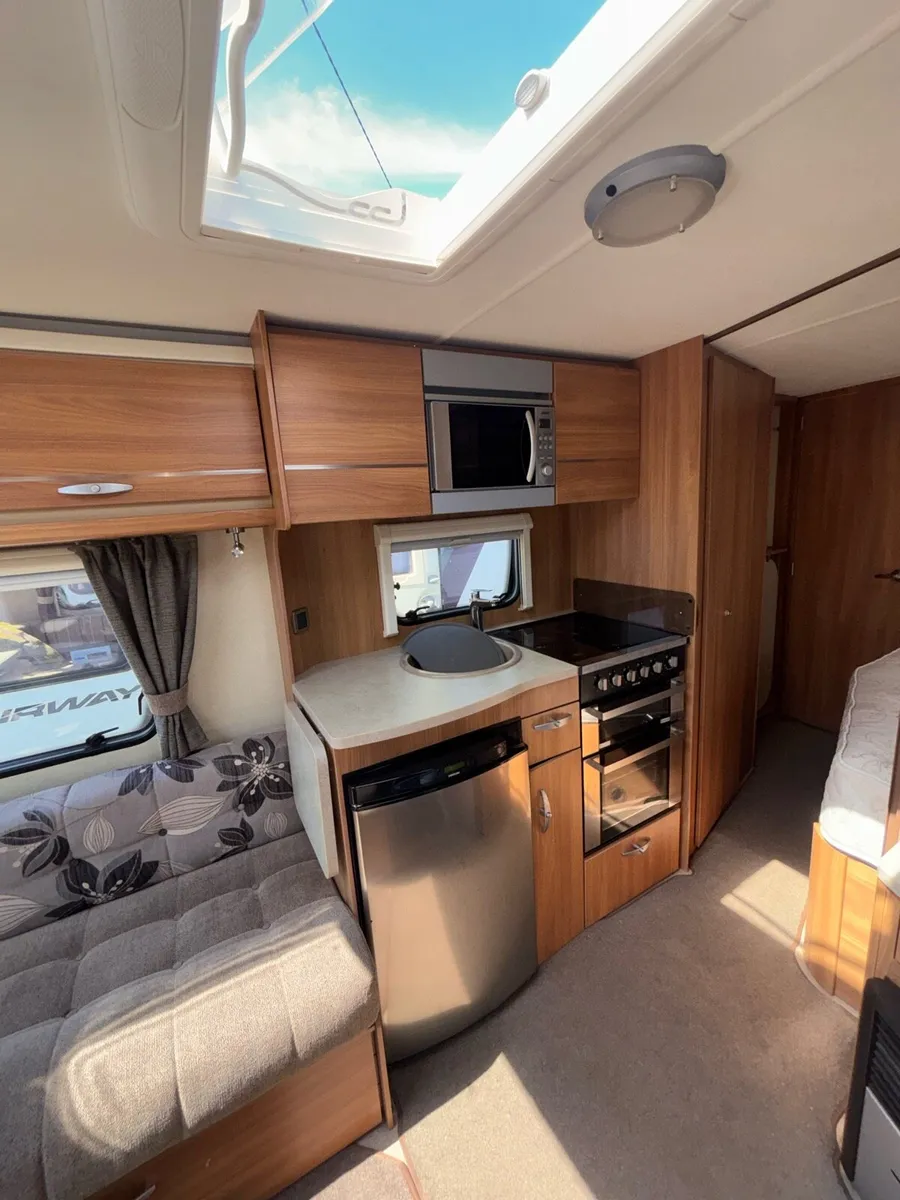 Swift challenger sport 554 2012 - Image 4