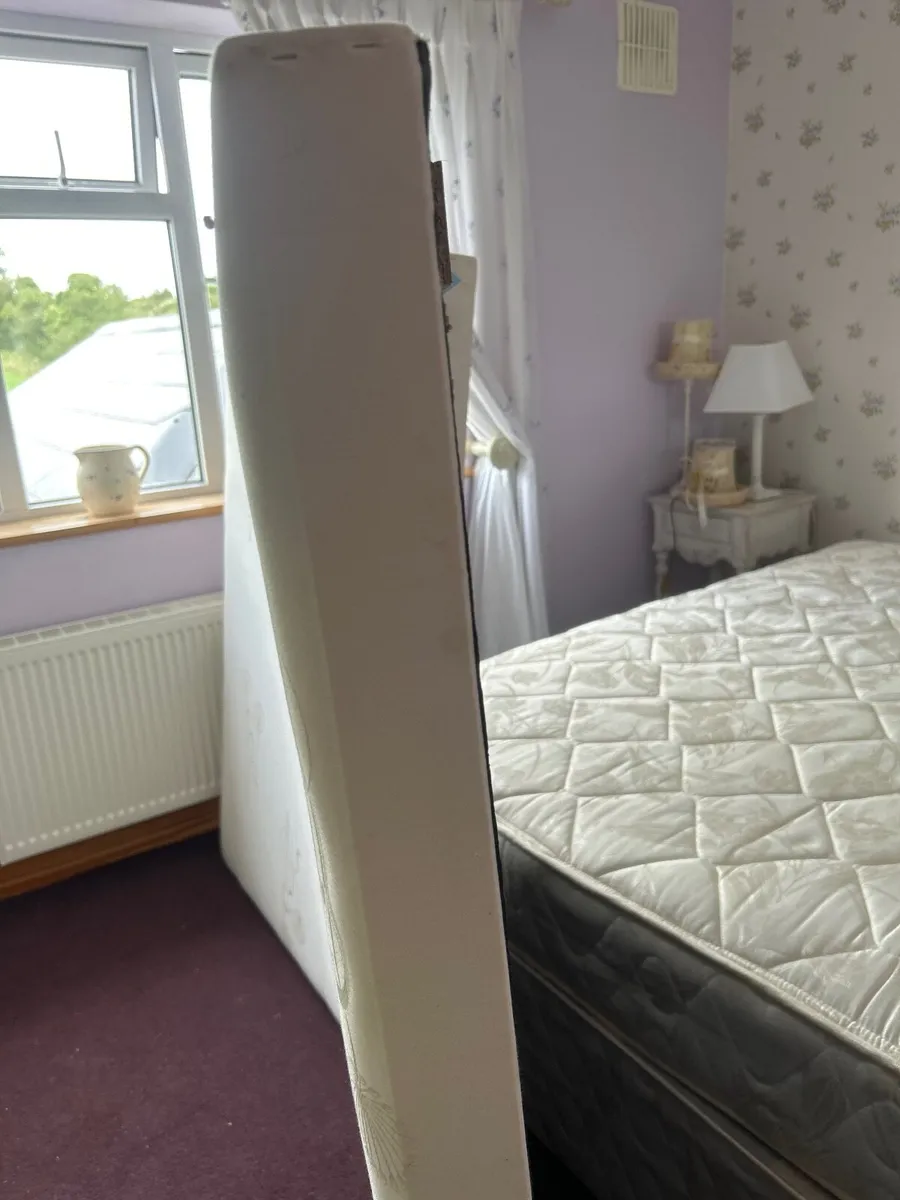 Bed  with mattress,  base and doll - Image 4