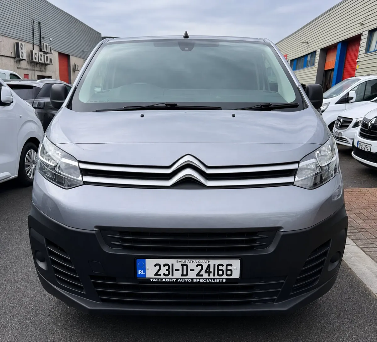 2023 Citroen Dispatch MWB - Image 2