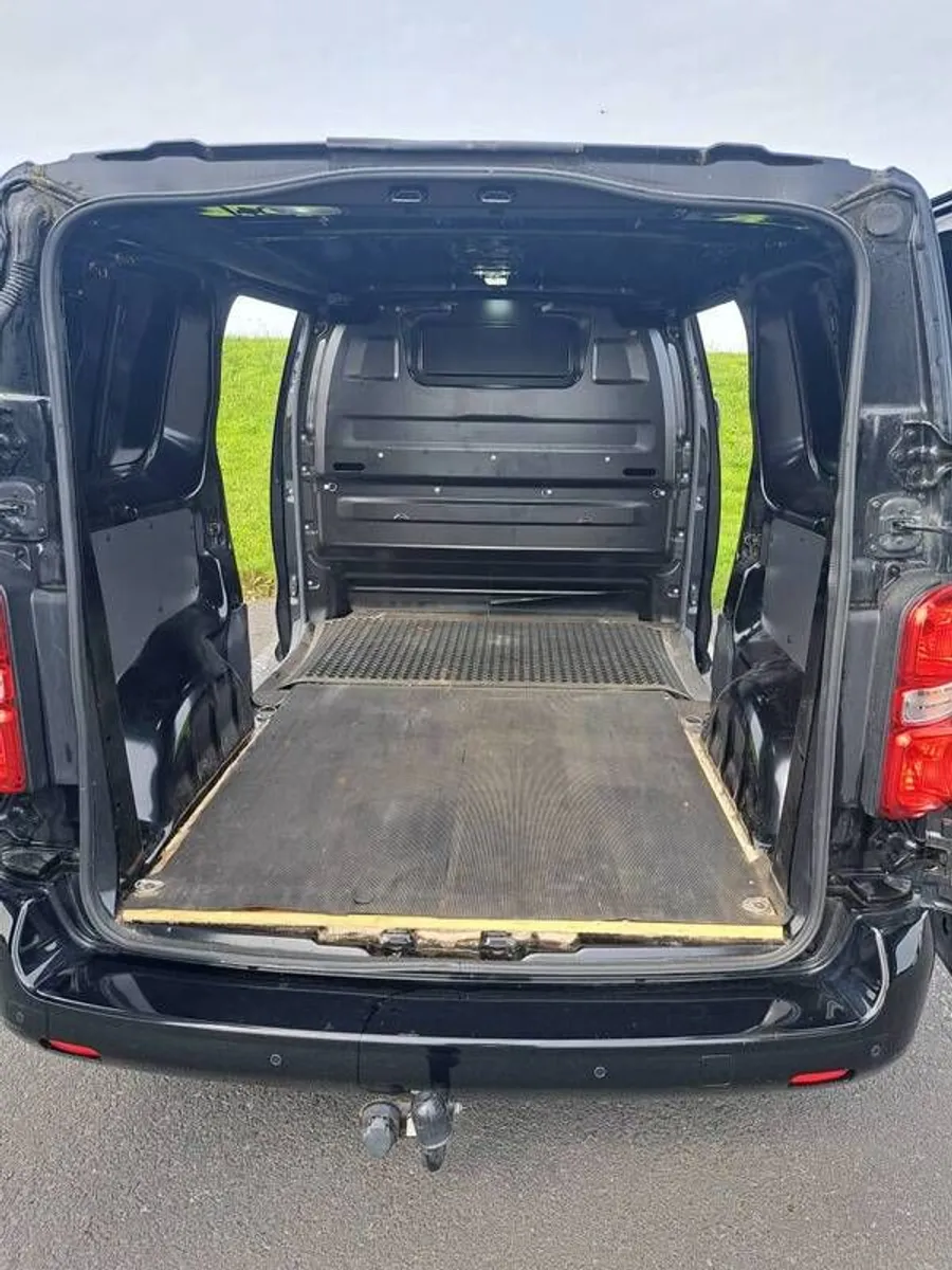2021 Opel Vivaro - Image 2