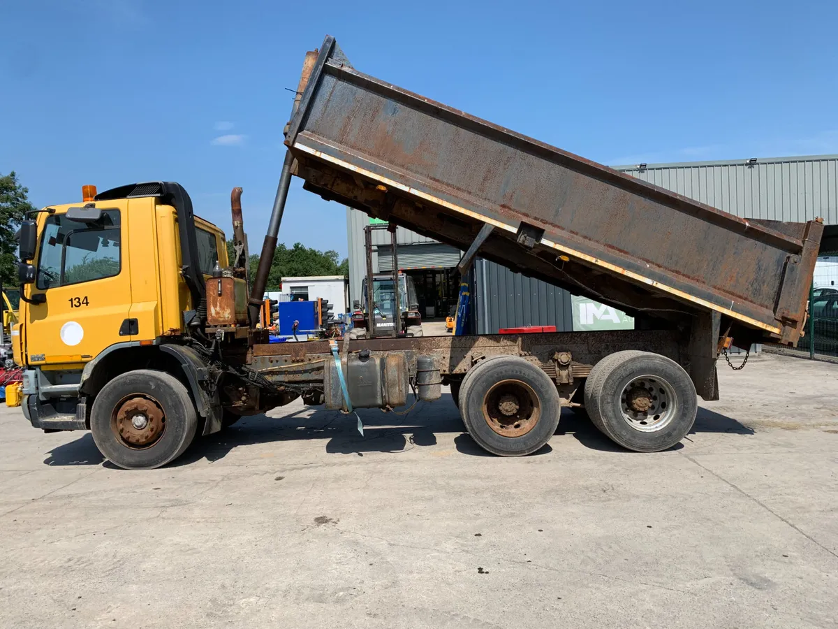 UNRESERVED 2007 DAF CF 75.310 6X4 TIPPER FOR AUCT - Image 2