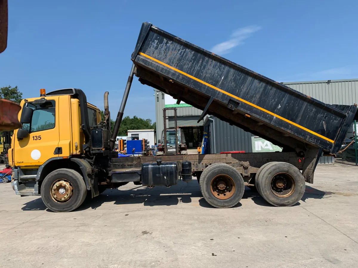 UNRESERVED 2007 DAF CF 75.310 6X4 TIPPER FOR AUCT - Image 2