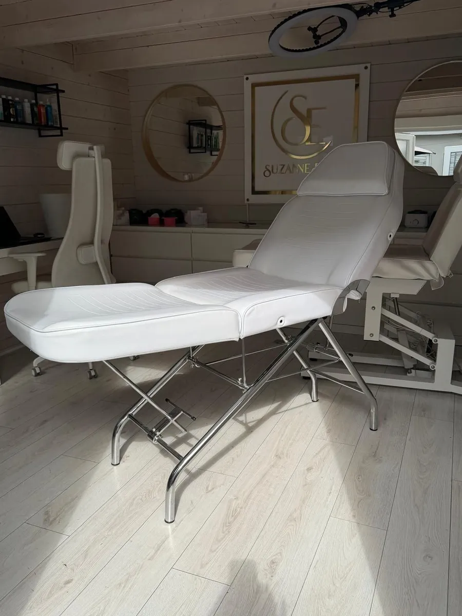 Treatment / Beauty Bed For Sale - Image 2