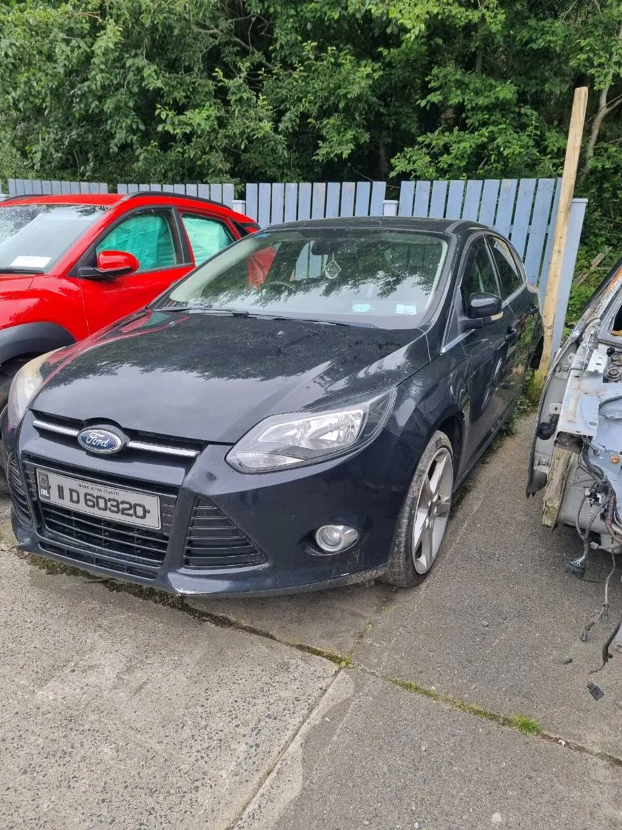11 Ford Focus - Image 1