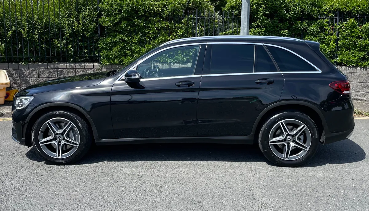 2020  GLC 220 AMG Line 4Matic 2 Seat Commercial - Image 4