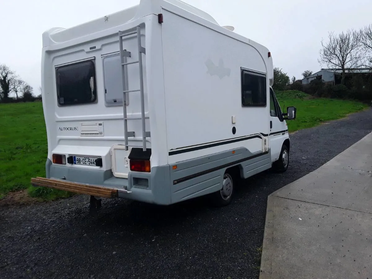 Camper Van - Image 2