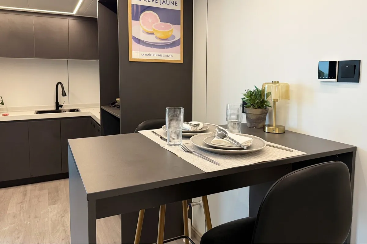 M300 series- Luxury 2 bedroom Modular Home - Image 2