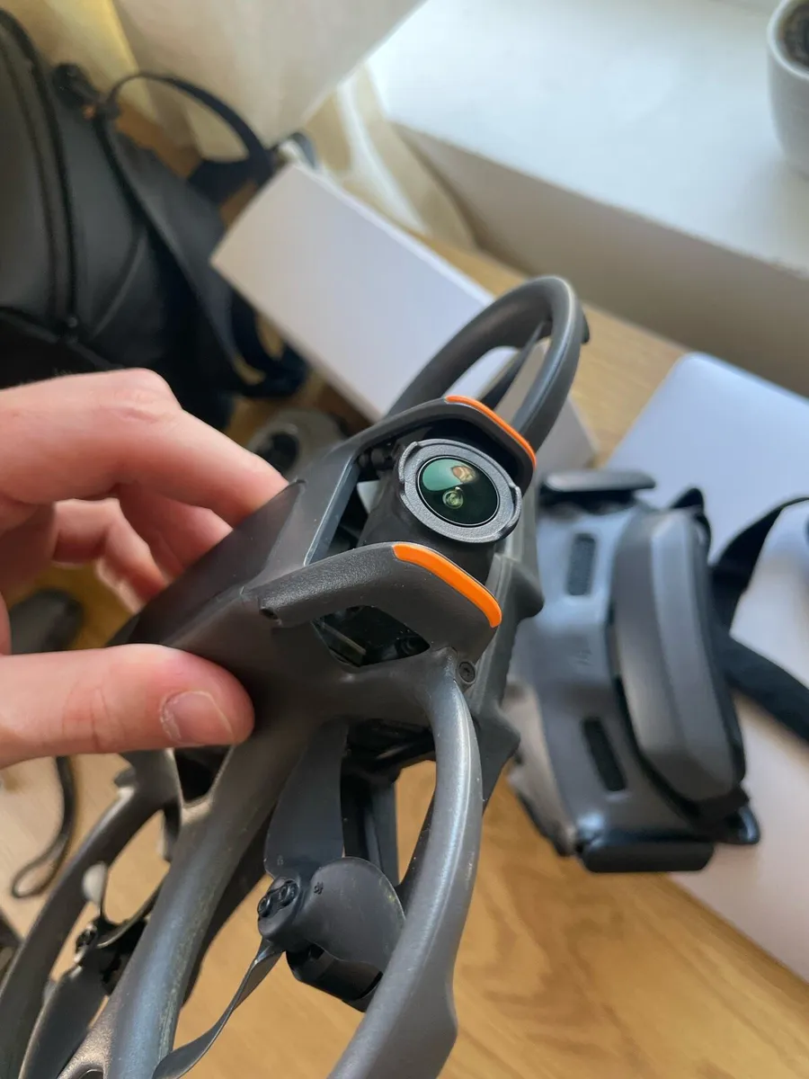 DJI AVATA 2 ＋batteries - Image 1