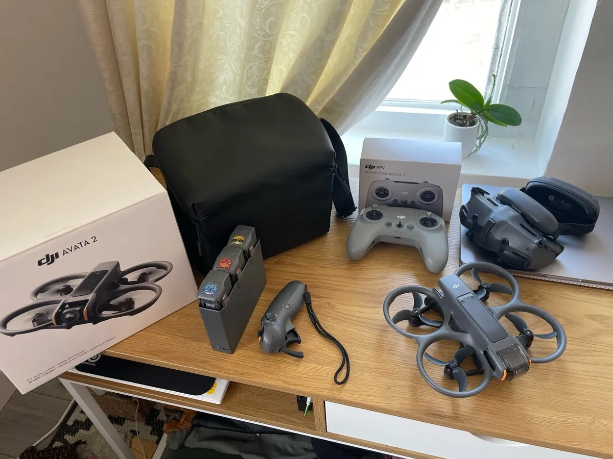 DJI AVATA 2 ＋batteries + RC3 - Image 1