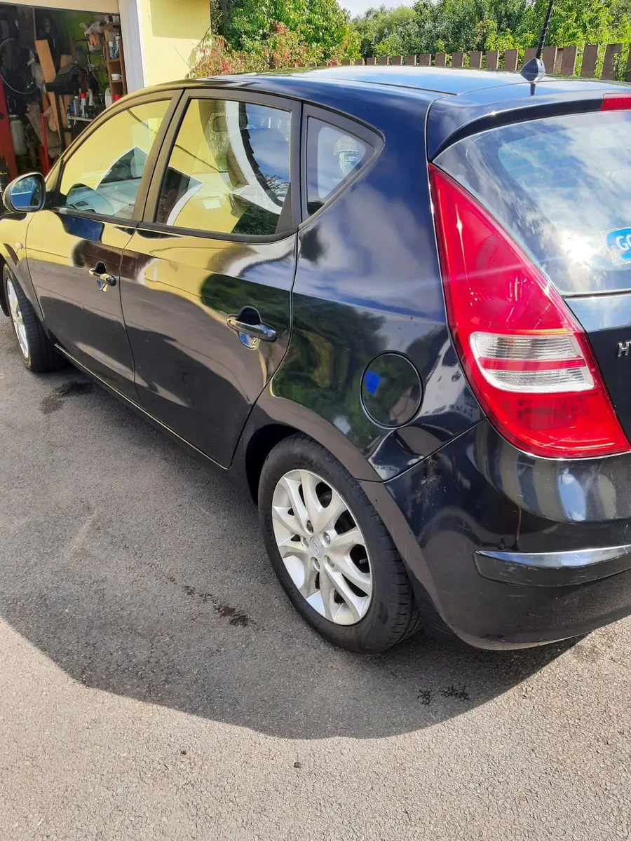 Hyundai i30 2010 - Image 4