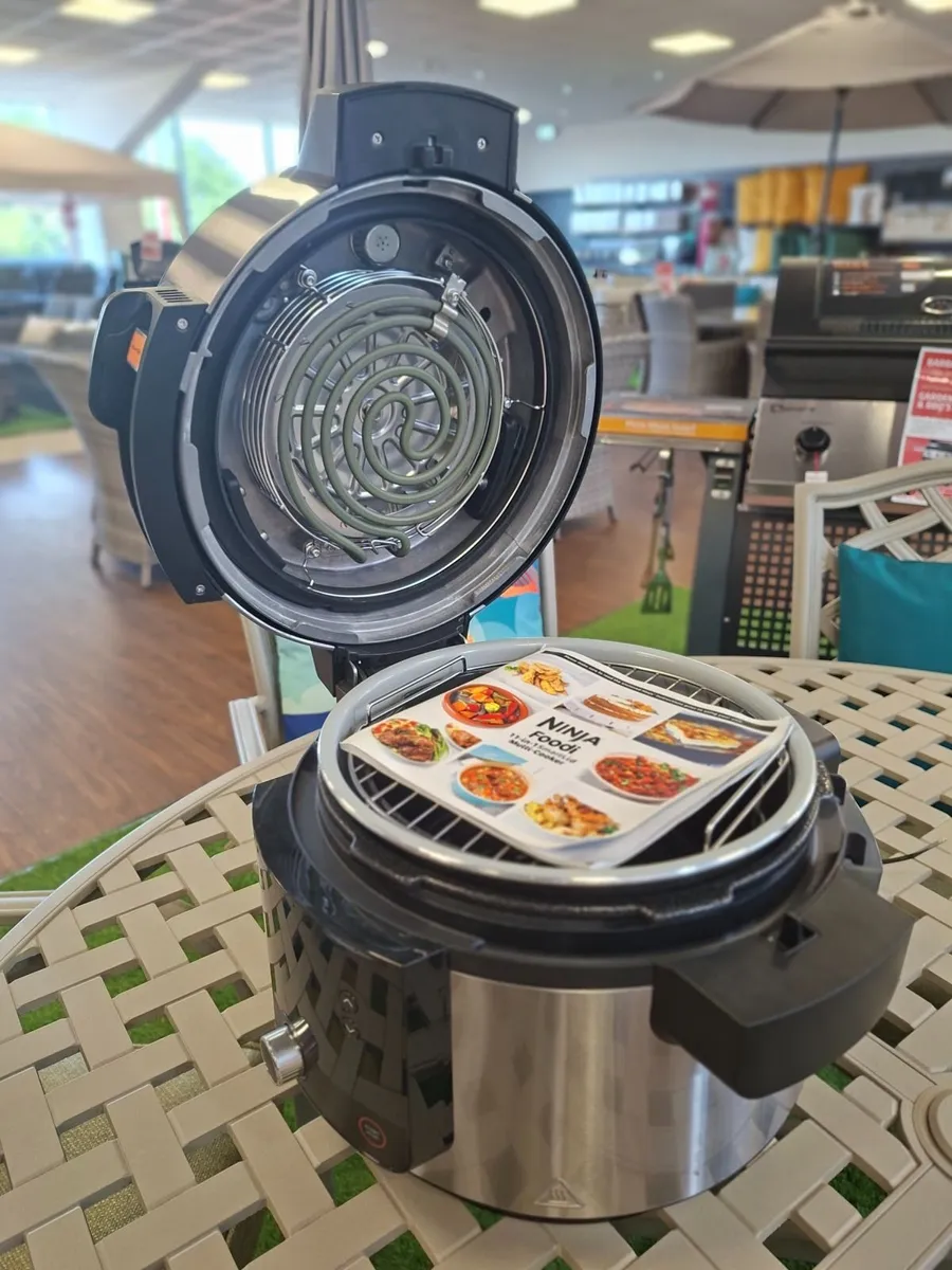 NINJA FOODI SMARTLID MULTI-COOKER–EX-DISPLAY €250 - Image 2