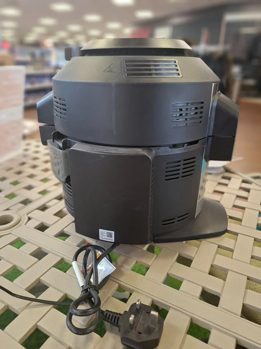 NINJA FOODI SMARTLID MULTI-COOKER–EX-DISPLAY €250 - Image 4