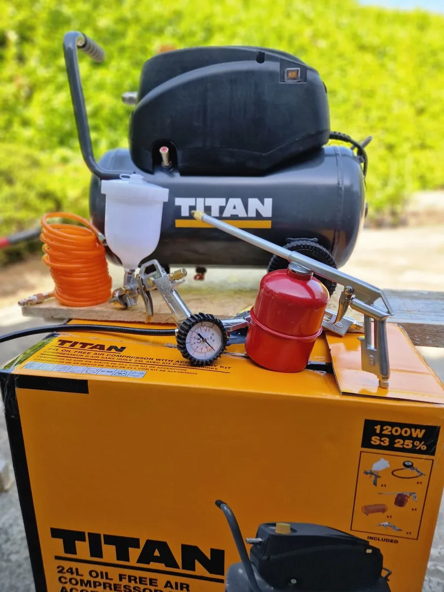 COMPRESSOR - Image 1