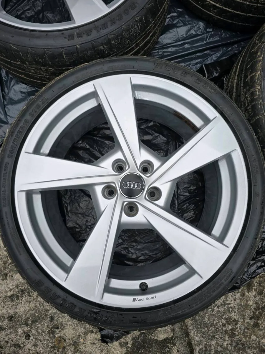 Genuine Audi 19" Sport alloy wheels with tyres. - Image 3