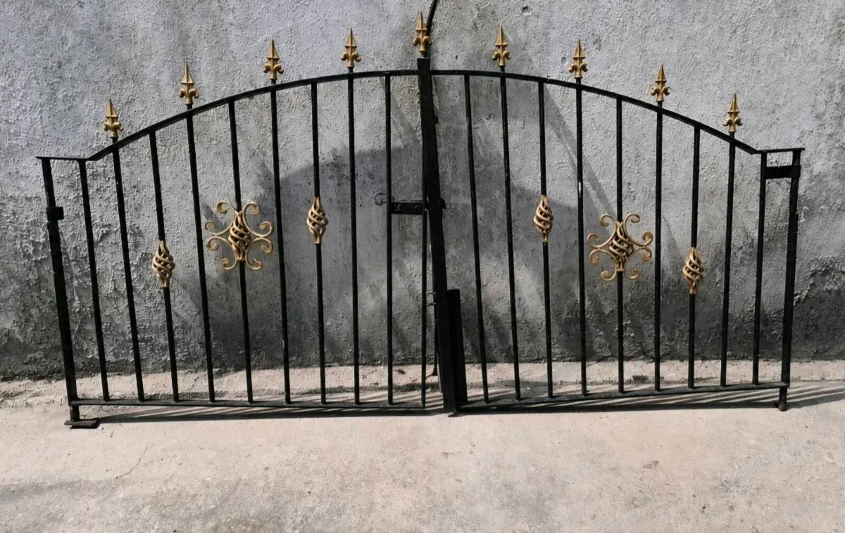 Wrought Iron Gates – 2.4m Wide - Image 1